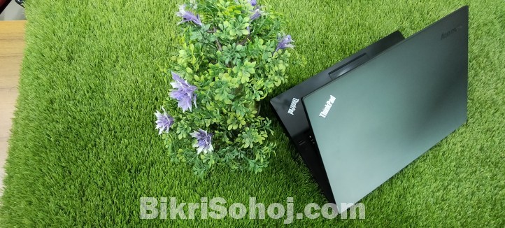 Lenovo Thinkpad T440(Slim and Fast Laptop)